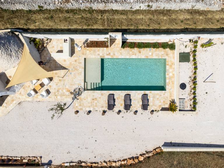 Villa with barbecue, private pool & garden — photo 2