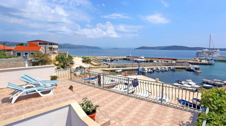 Apartment  Otok Drvenik Mali