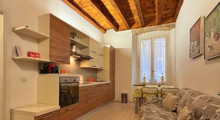 Rental apartment with 1 room for 3 persons in Gardone Riviera
