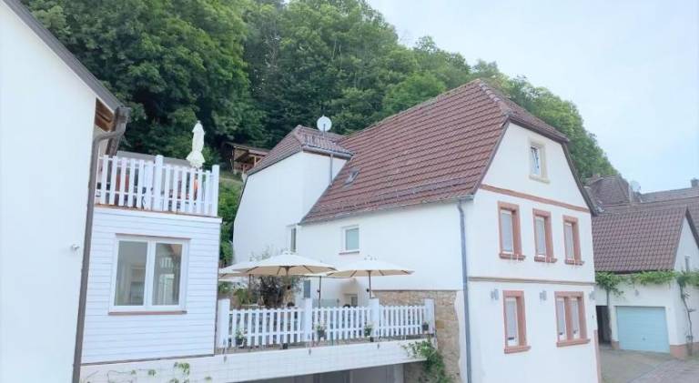 Haus am Heiner Geißler Platz by Landgasthof Zickler — photo 4