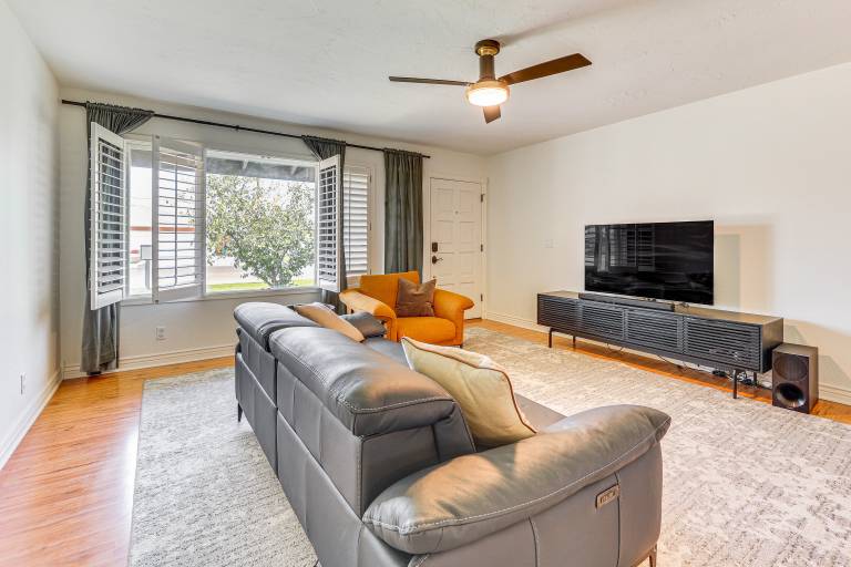 3 Mi to Dtwn Shops & Eats: Mesa Home w/ Pool! — photo 4