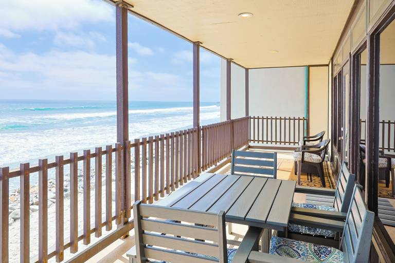 Condo Oceanside