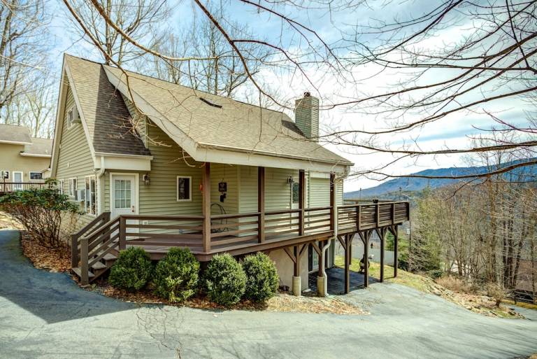 House Sugar Mountain