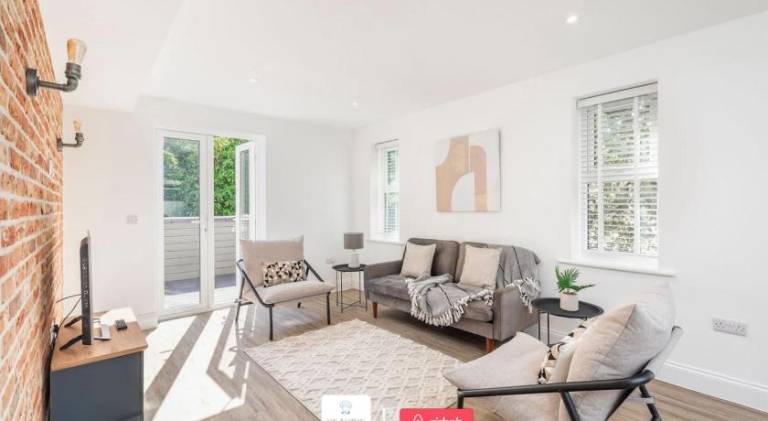Beachside Retreat l Sun Terrace l Hot Tub l Free Parking l Seaside Escapes Short Lets & Serviced Acc — photo 2
