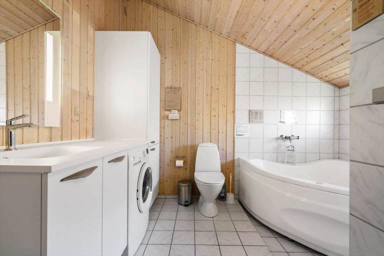 House with sauna, terrace & barbecue — photo 4