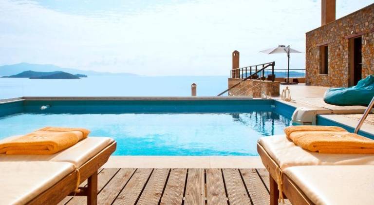 Child-friendly beautiful villa with patio, garden & pool | Next to the beach | Dogs allowed — photo 3