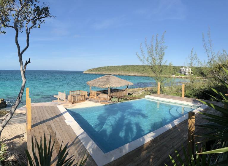 dom  Central Eleuthera