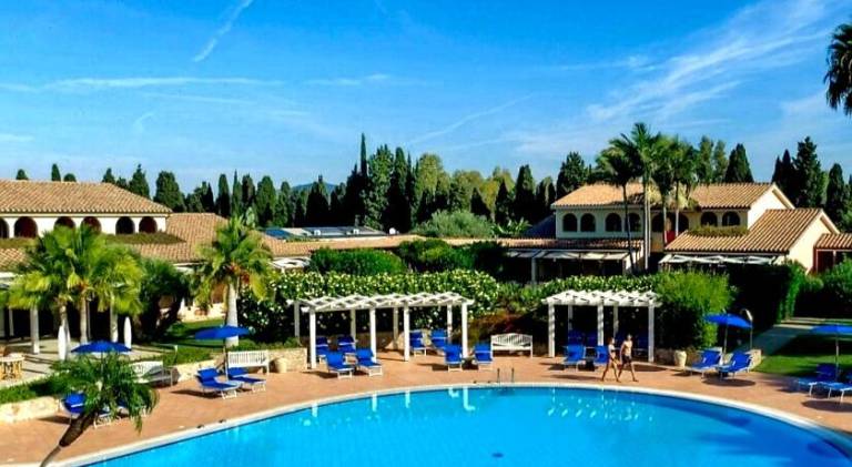 Beautiful holiday apartment with pool | Pets are welcome — photo 3