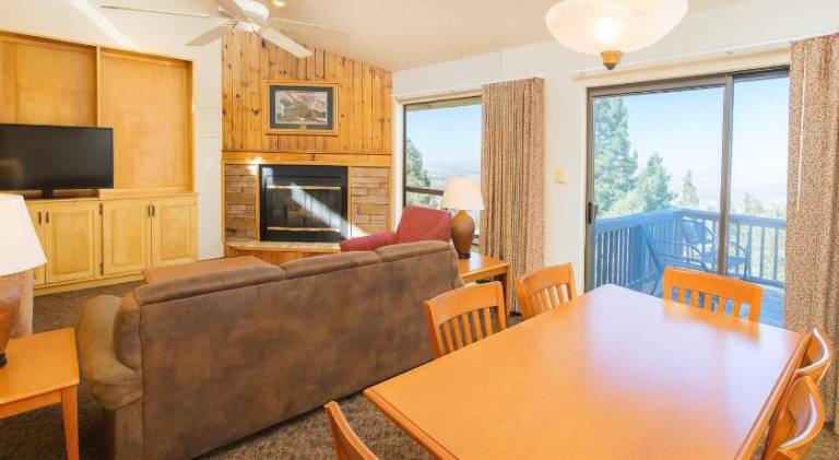 Crown Point Resort — photo 2