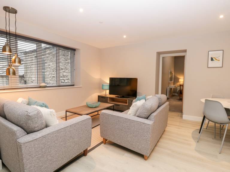 Cottage with 2 rooms for 4 persons — photo 4