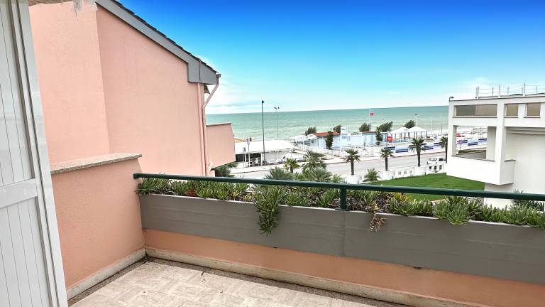 Ferienwohnung in Marcelli, Italienische Adriaküste für max. 6 Personen Ferienwohnung in Marcelli, Italienische Adriaküste für max. 6 Personen