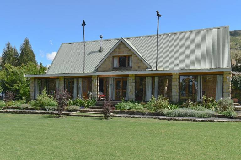 House Clarens Golf & Trout Estate