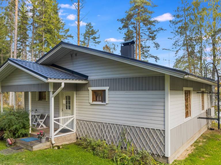House with patio, sauna & grill | Nature view | Pets are welcome in Joensuu