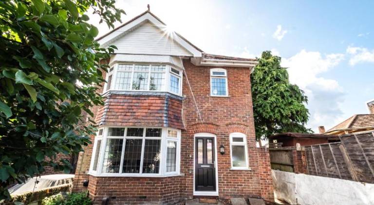 House with 3 rooms for 6 persons in Southampton