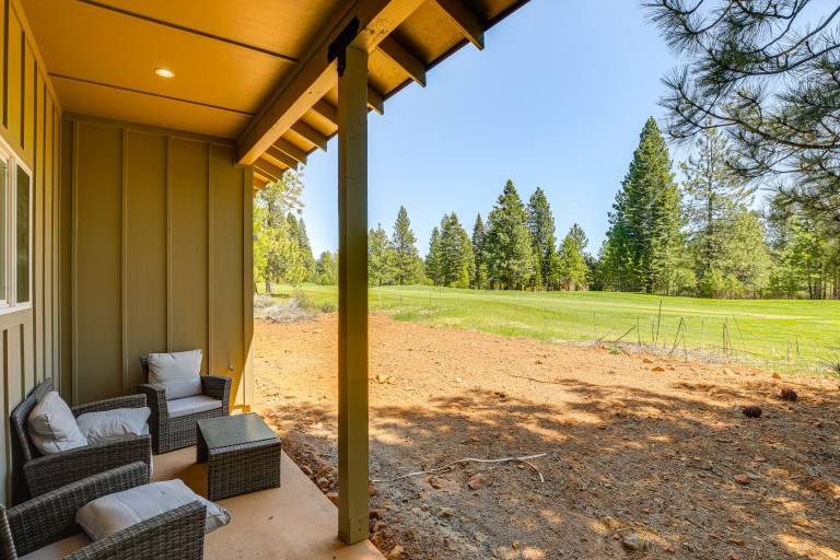 House Lake Almanor