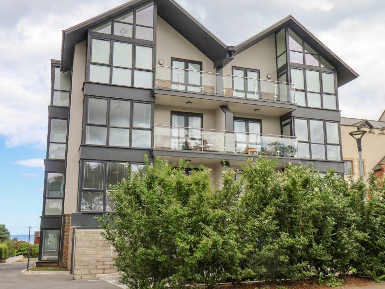Fully equipped cottage | Beach view | Pet-friendly — photo 2