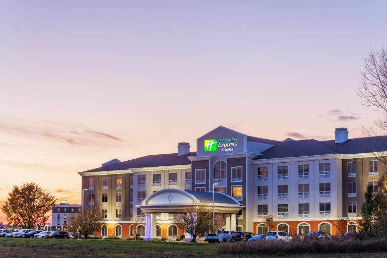 Holiday Inn Express Rockford-Loves Park By IHG — photo 3