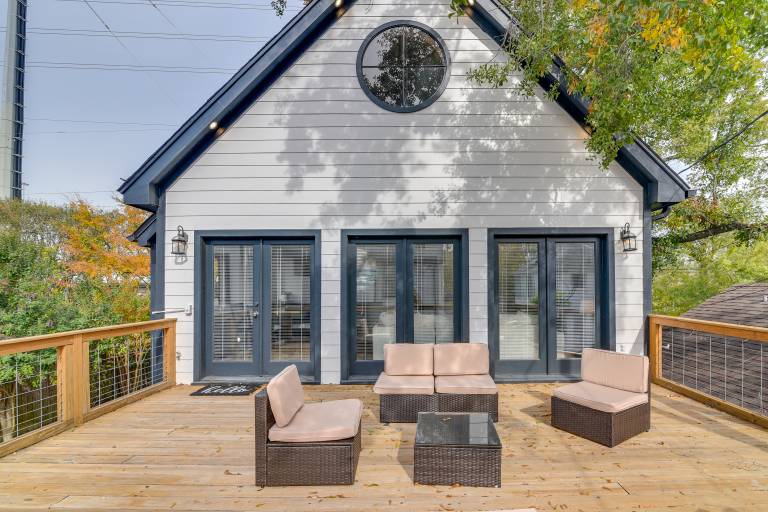 FIFA World Cup Fan Hub Pet Friendly Houston Apt