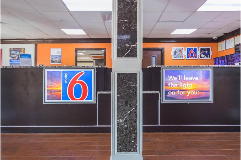 Motel 6 Tewksbury, MA - Boston — photo 4