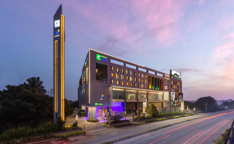 Holiday Inn Express and Suites Bengaluru Old Madras Road By IHG