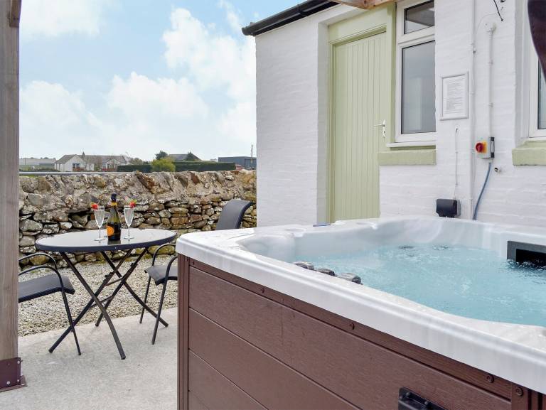 Cottage Isle of Whithorn