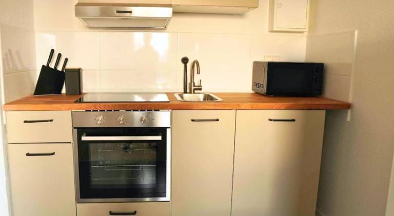 Rental apartment with 2 rooms for 4 persons — photo 4