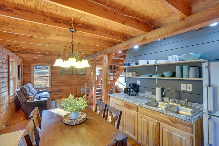 Access to Community Marina! Lake-View Murray Cabin in Kent, KY