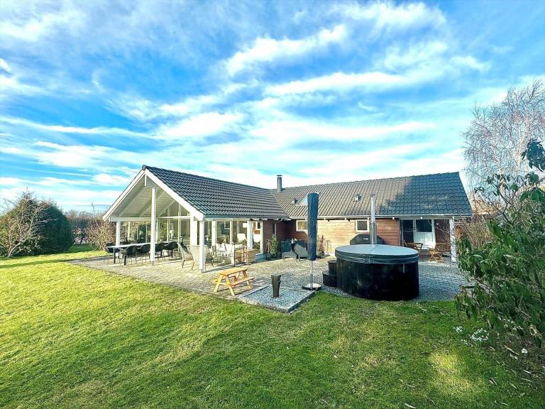 Ferienhaus in Marielyst, Elkenøre f&uuml;r max. 8 Personen