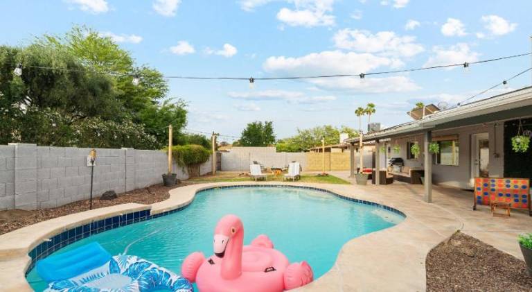 Vacation home with pool in Tempe, AZ