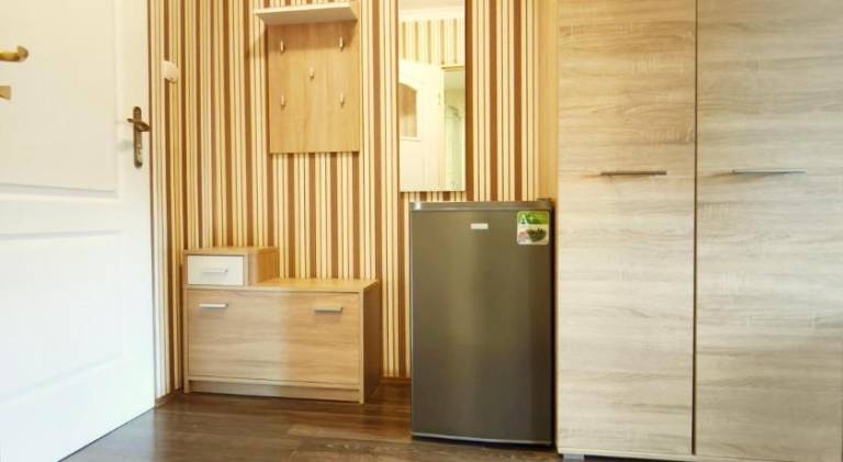 Apartment with 2 rooms for 5 persons — photo 4