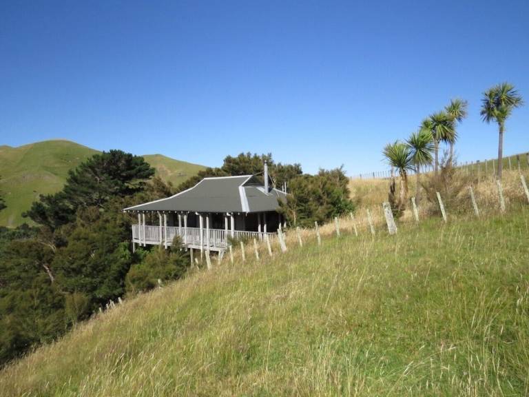 House  Mount Holdsworth
