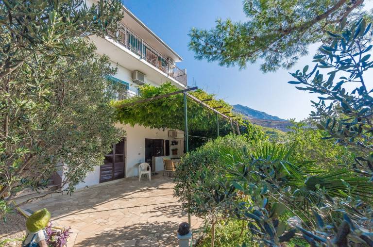 Rental apartment with barbecue & garden | Beach view — photo 3