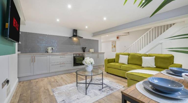Brighton Centre 2BR Pier & Dome Free Parking in Brighton