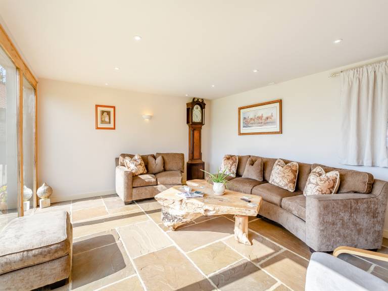 Children-friendly wonderful cottage with garden & barbeque | Pet-friendly — photo 3