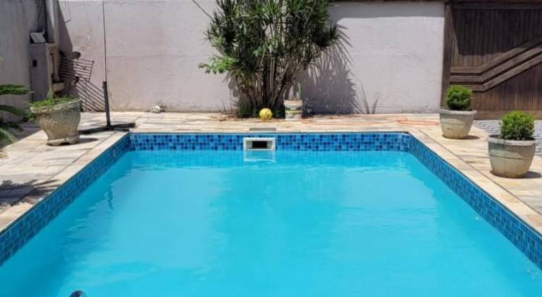 Vacation home with pool in Itanhaém