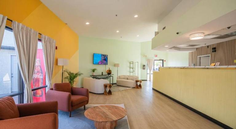 Hotel Rising — photo 2