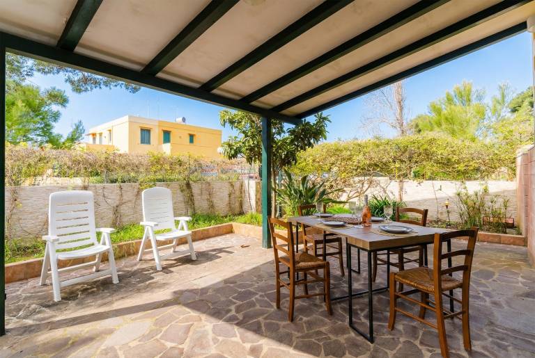 Holiday Home 'Casa Eva a Torre dell'Orso' with Private Garden, Wi-Fi & Air Conditioning in Melendugno