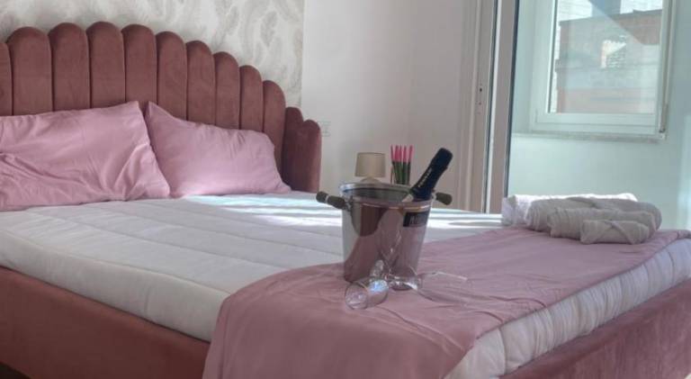 House with 2 rooms for 6 persons in Matera