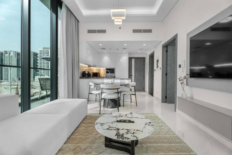 Luxury 1BR with Private Pool & Balcony — photo 5