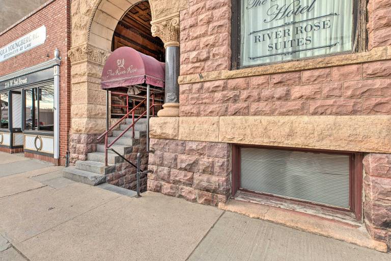 Pet-Friendly Apt: 2 Blocks to Riverside Park! — photo 3