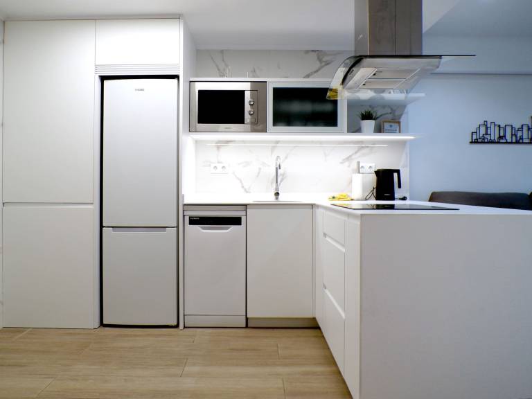 Family-oriented lovely rental apartment with pool & garden | Pets allowed — photo 5