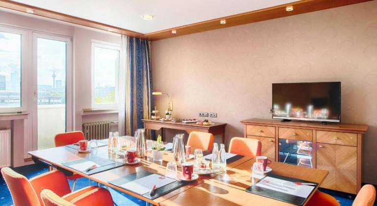 Leonardo Hotel Dusseldorf City Center — photo 3
