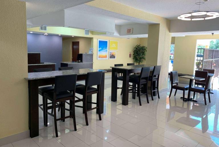 Days Inn & Suites by Wyndham Tampa / Raymond James Stadium in Tampa, FL