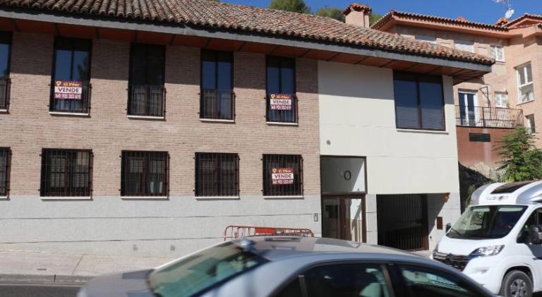Apartamento Roca Tarpeya 4 Parking incluido - Living Toledo — photo 3