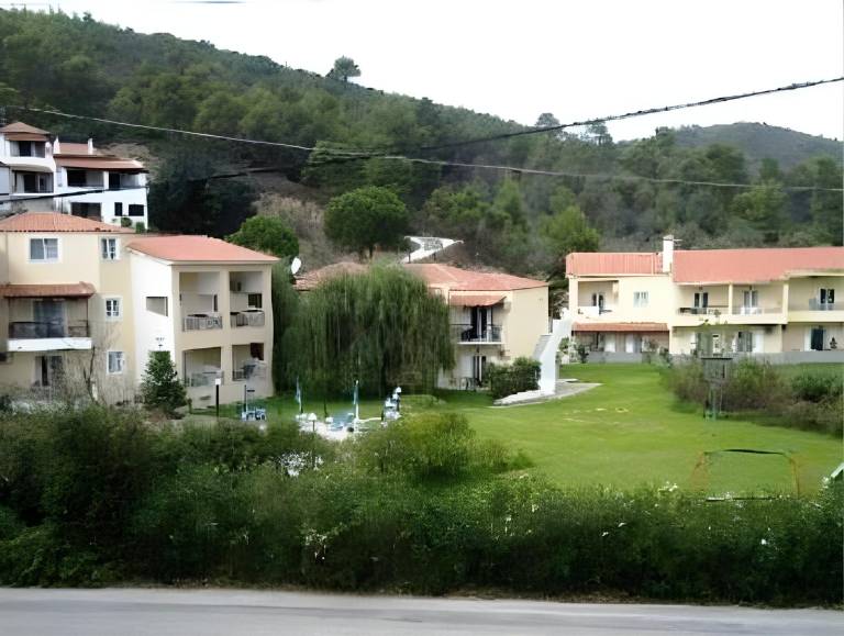 Yiannis Studios in Skiathos