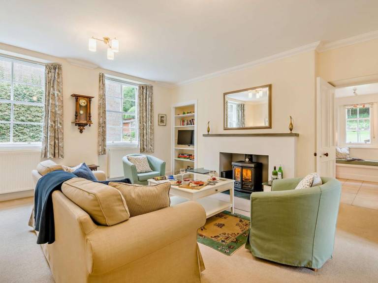 Fully equipped charming cottage with yard | Dogs allowed — photo 2