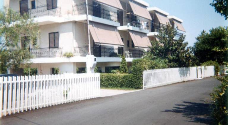 Holiday apartment with 2 rooms for 5 persons in Aigialeia