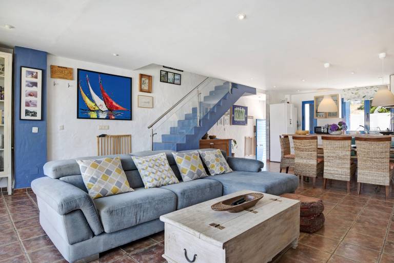 Apartment Duplex con vistas al mar Near the Beach with Sea View, Wi-Fi & Terrace — photo 3
