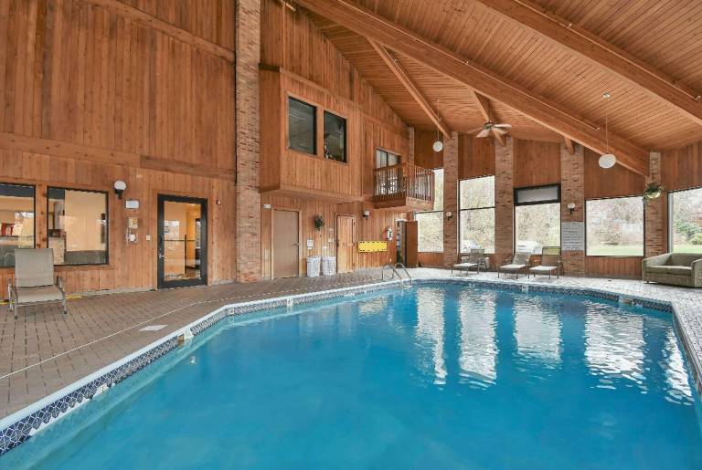 Baymont by Wyndham Zanesville — photo 2