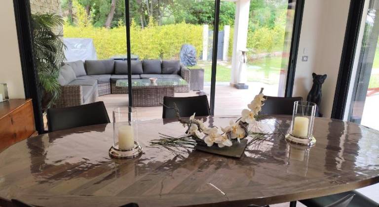 Villa with patio, private pool & BBQ — photo 3